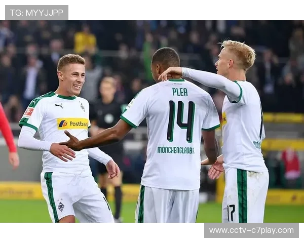 高位逼抢战术在德甲流行,对球员体能提出更高要求 高位逼抢战术在德甲流行,对球员体能提出更高要求